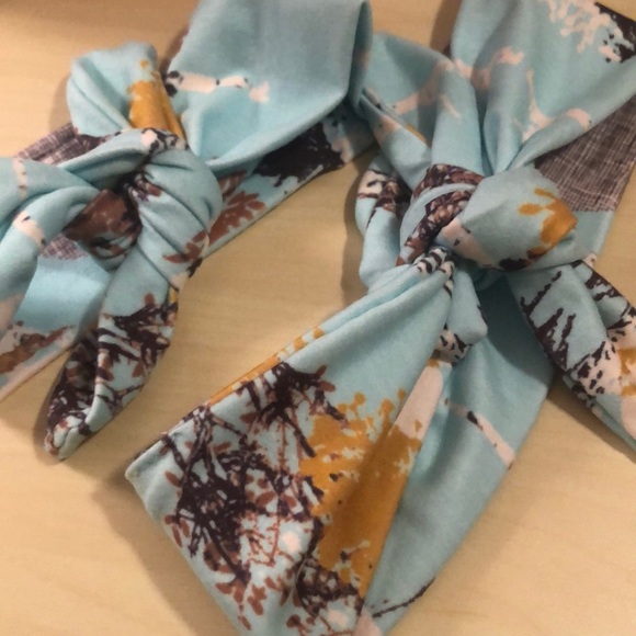 NWOT Mom and Daughter Tie Headband Set - Picture 3 of 3